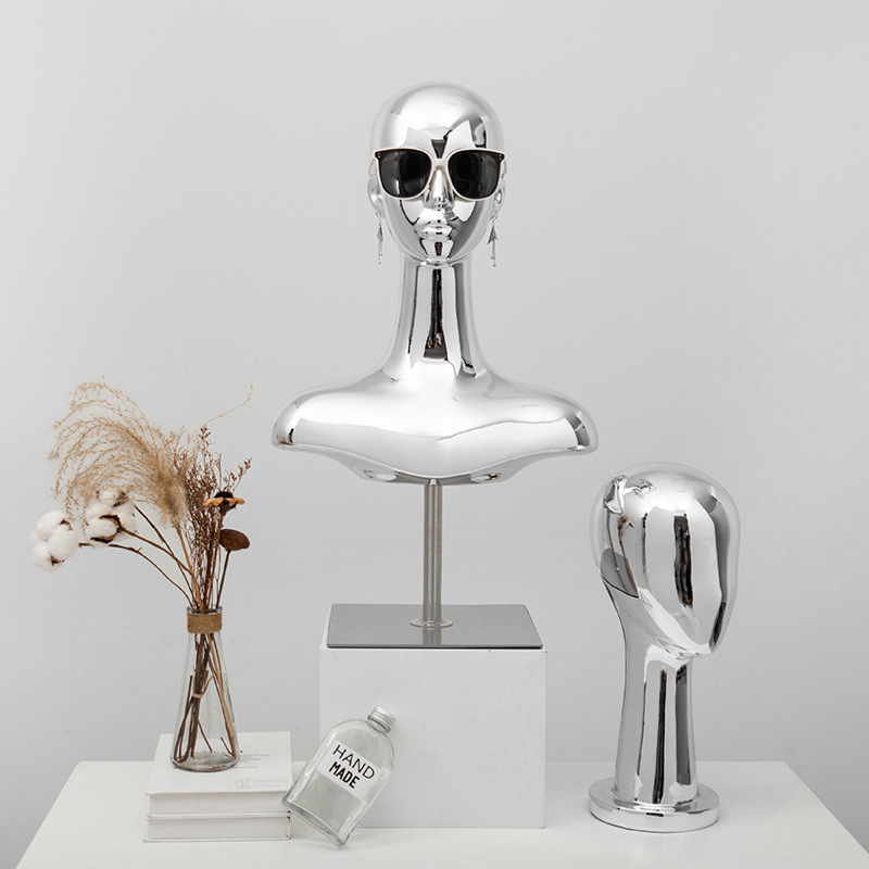Kledingwinkel Mannequin Hoofdm - Body Jewelry In Store recensie en prijs