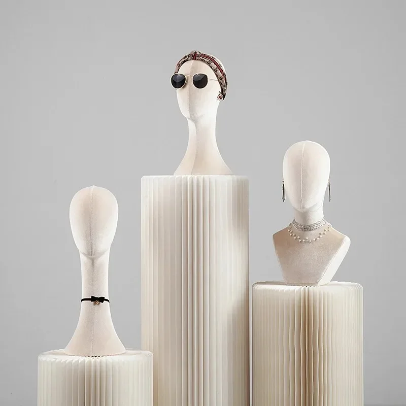 Mannequin hoofd met schouders, - Body Jewelry In Store recensie en prijs