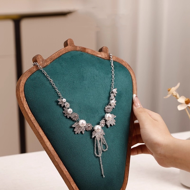 Houten kettingdisplaystandaard - Body Jewelry In Store recensie en prijs